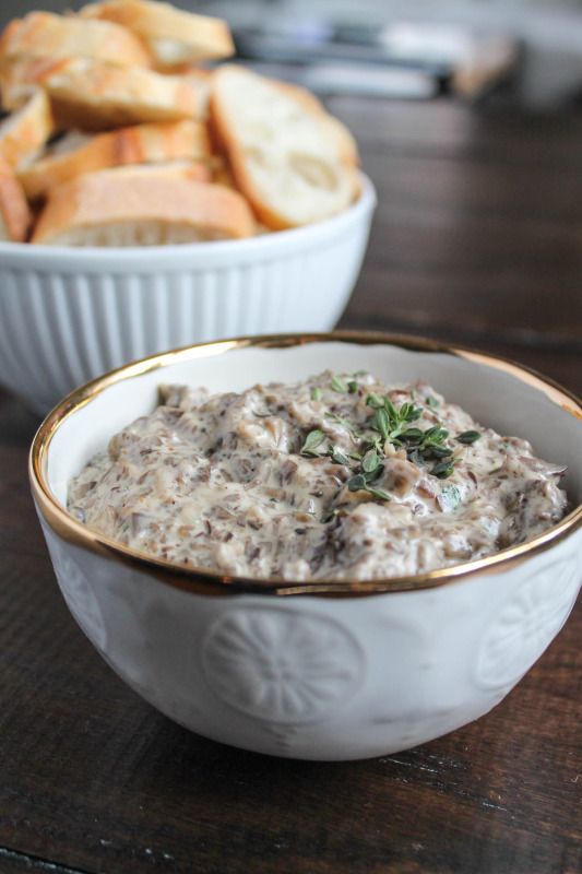 002082 CHEESE SPREAD MUSHROOM